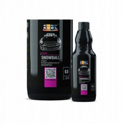 ADBL zestaw kosmetyków samochodowych na zewnątrz